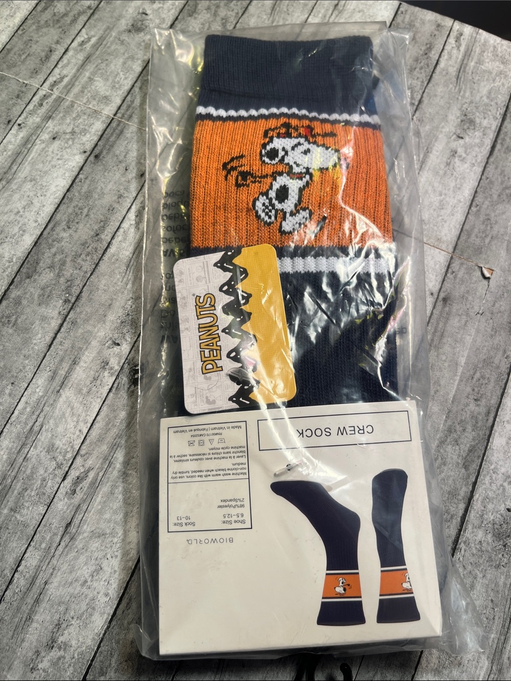 Peanuts Men's Crew Socks in Orange and Navy with Snoopy